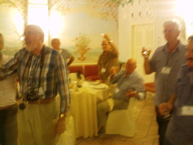 1° raduno Ascoli Piceno dal 9 al 10 settembre 2011 -  foto...050 - la sera a cena...  